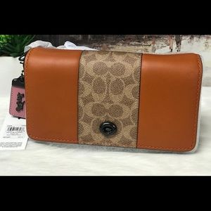 COACH Dinky With Signature Canvas Blocking